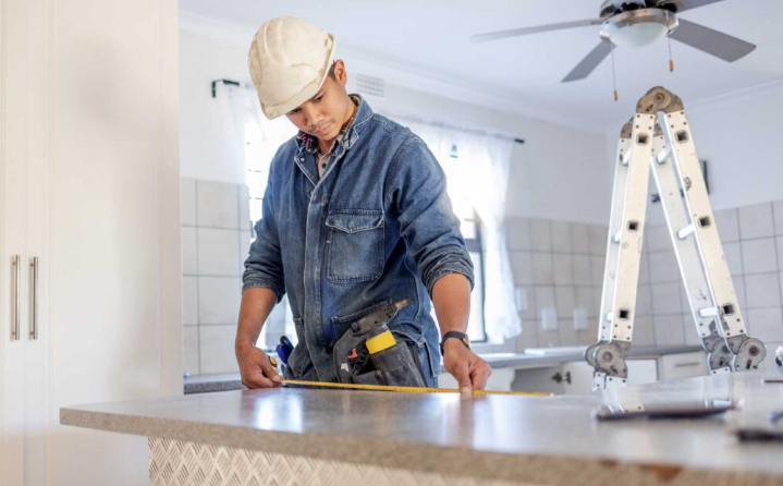 Expert Renovation Guidance From a Home Improvement Center